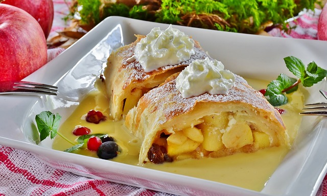 Schwäbischer Apfelstrudel